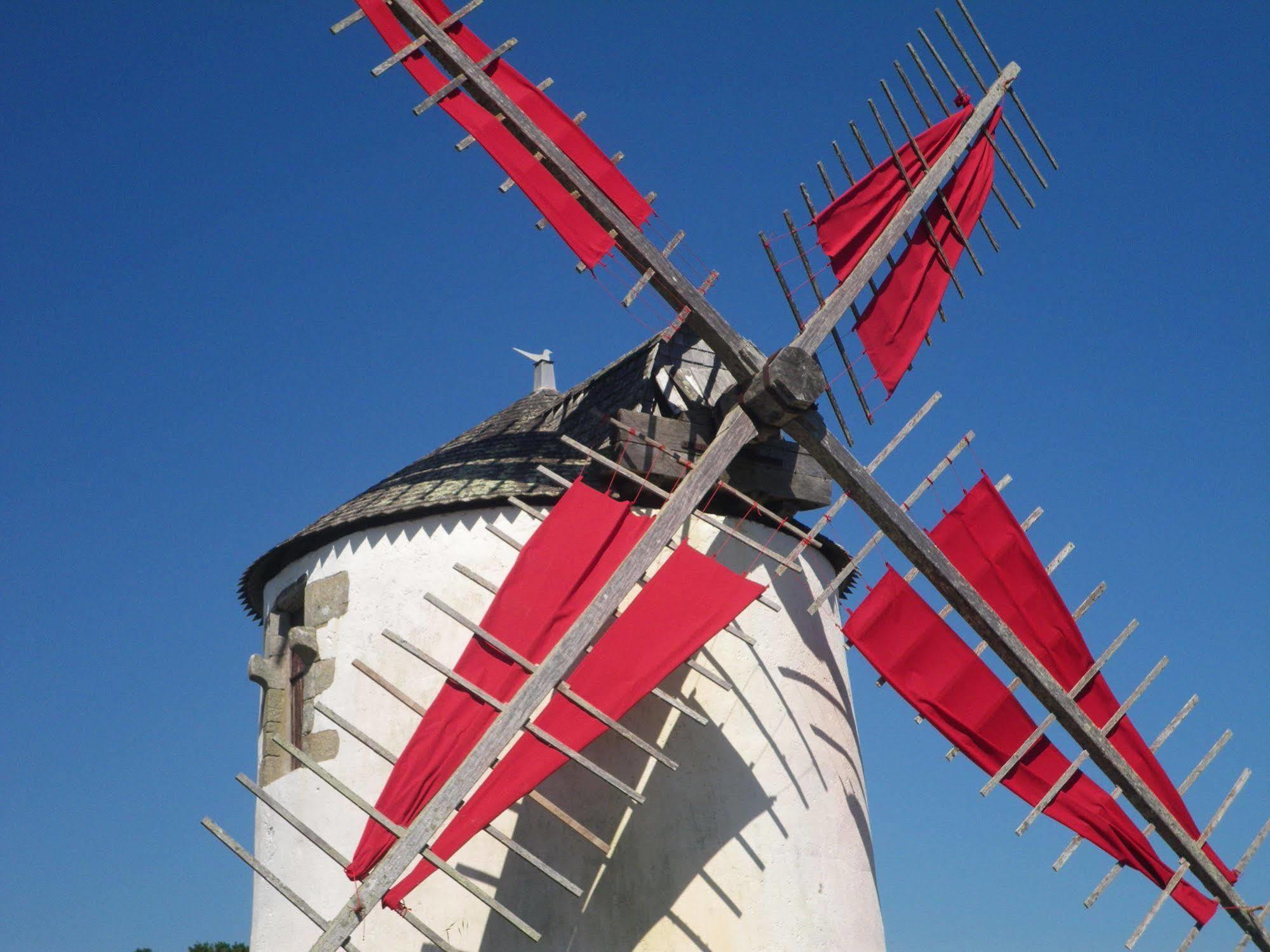 Hotel Restaurant La Voile Bleue Erdeven Buitenkant foto